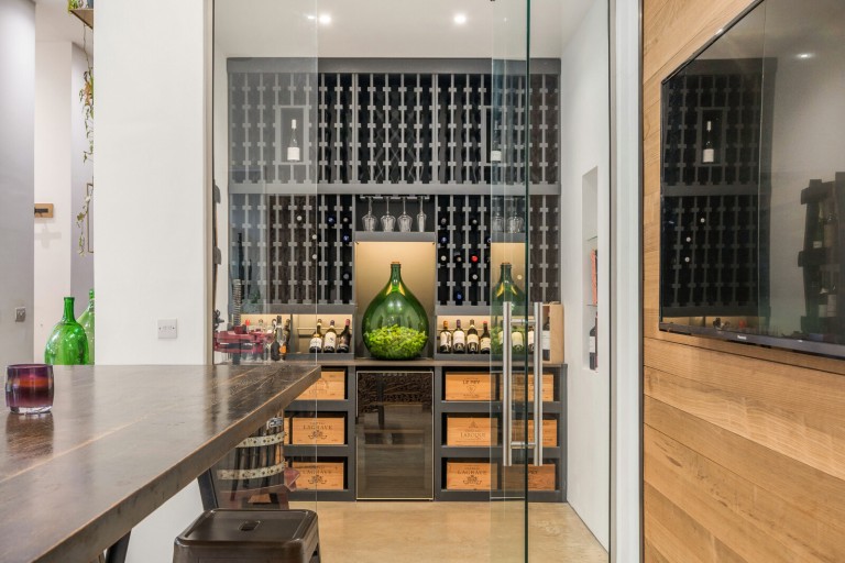 Images for Clodhouse Hill, Worplesdon, Surrey