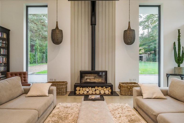 Images for Clodhouse Hill, Worplesdon, Surrey