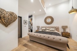 Images for Clodhouse Hill, Worplesdon, Surrey