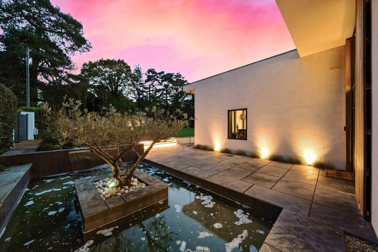 Images for Clodhouse Hill, Worplesdon, Surrey