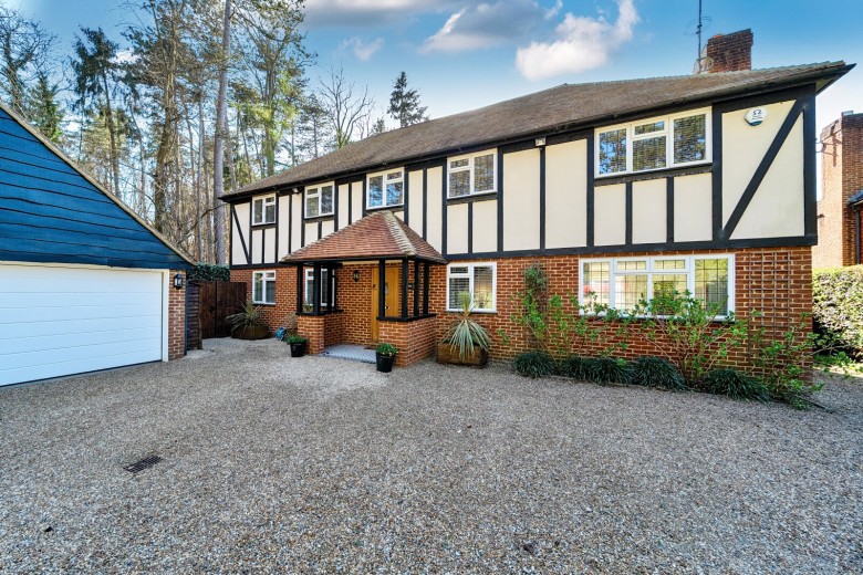 Click the photo for more details of Hook Heath Road, Hook Heath, Woking