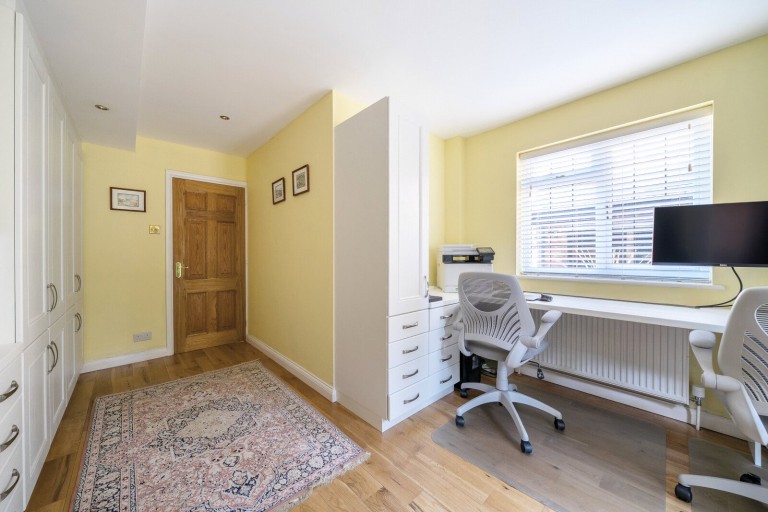 Images for Hook Heath Road, Hook Heath, Woking