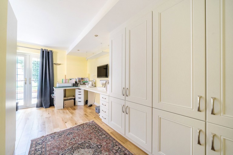 Images for Hook Heath Road, Hook Heath, Woking