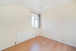 Images for Kingfield, Woking