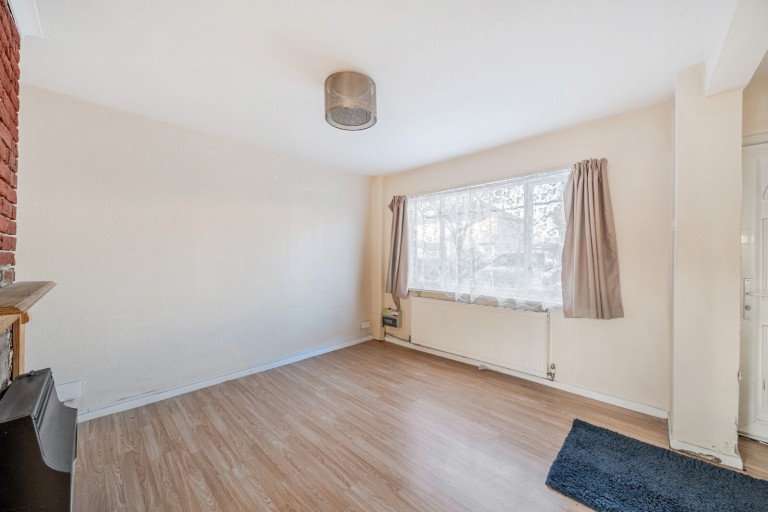 Images for Kingfield, Woking