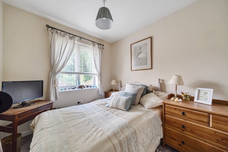 Images for Knaphill, Woking, Surrey