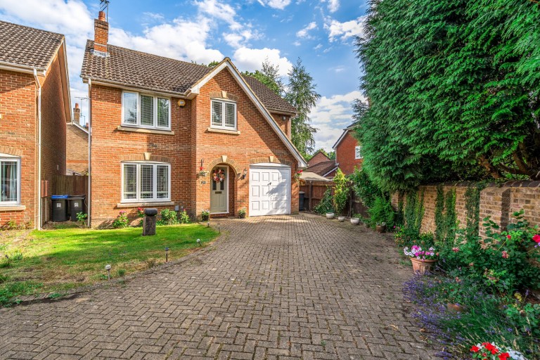 Images for Knaphill, Woking, Surrey