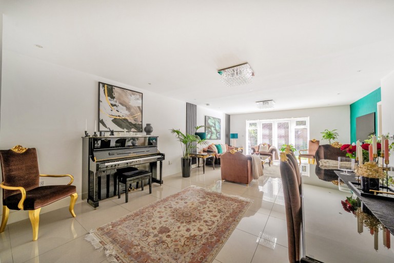 Images for Westfield Close, Woking