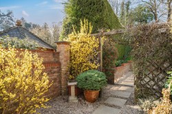 Images for Allen House Park, Hook Heath, Surrey
