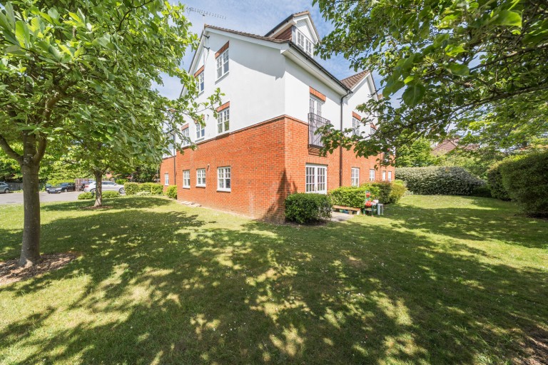 Images for Kingsway, Woking, Surrey