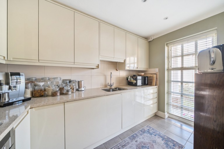 Images for Hook Heath, Woking