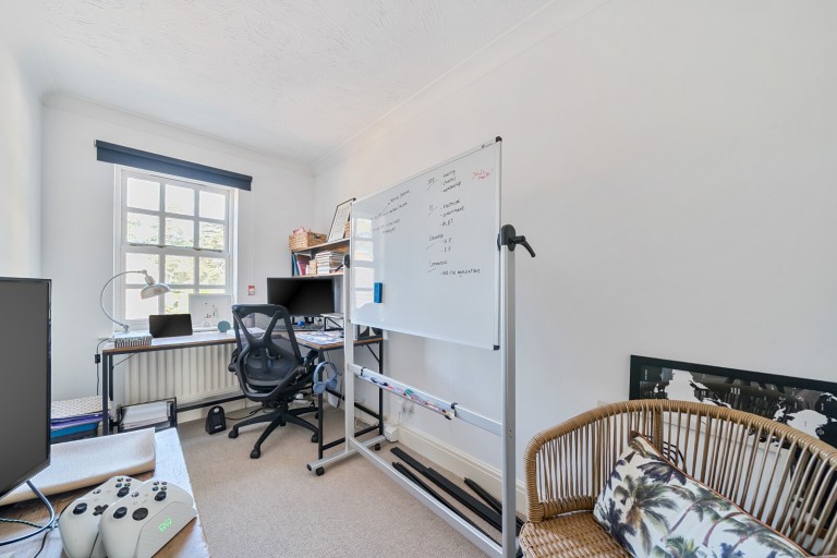 Images for Hook Heath, Woking