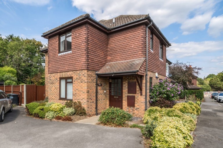 Images for Ripley, Woking, Surrey