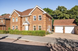 Images for Allen House Park, Hook Heath, Surrey