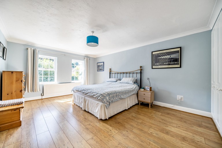 Images for Allen House Park, Hook Heath, Surrey