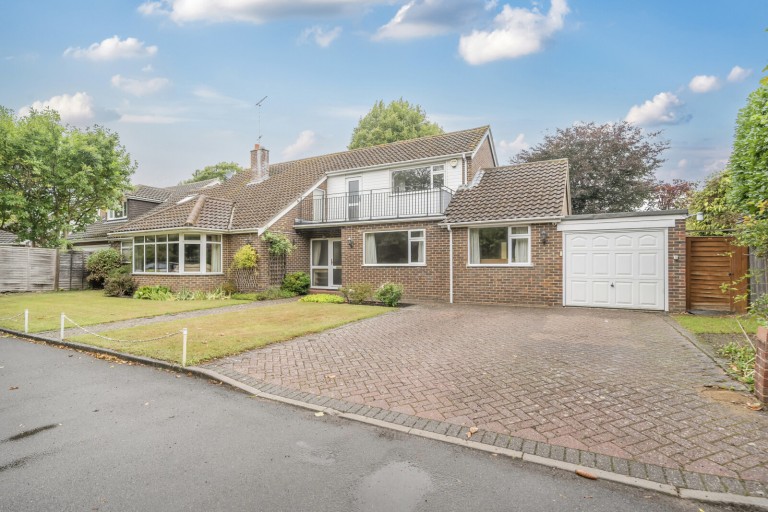 Images for Woodlawn Grove, Horsell, Woking