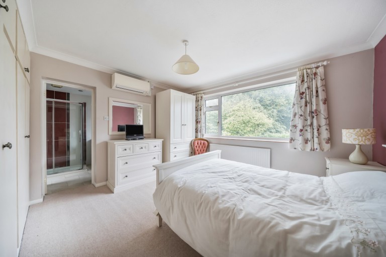 Images for Woodlawn Grove, Horsell, Woking