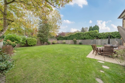 Click the photo for more details of Horsell, Woking, Surrey