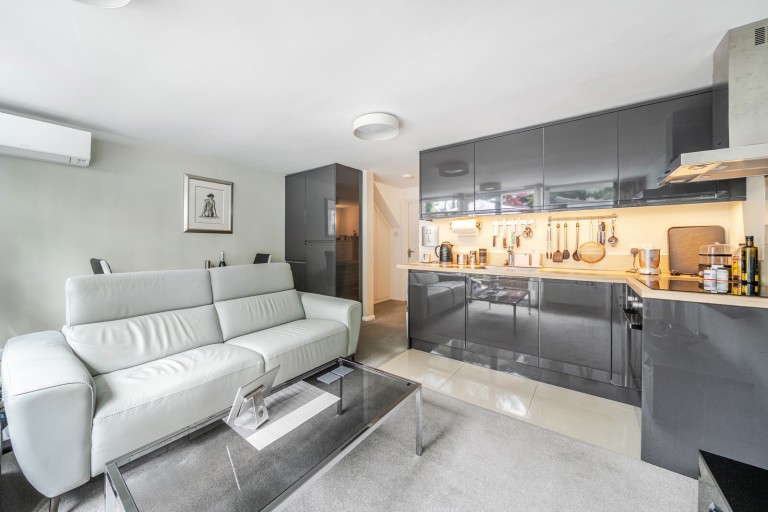 Images for Moorholme, Woking