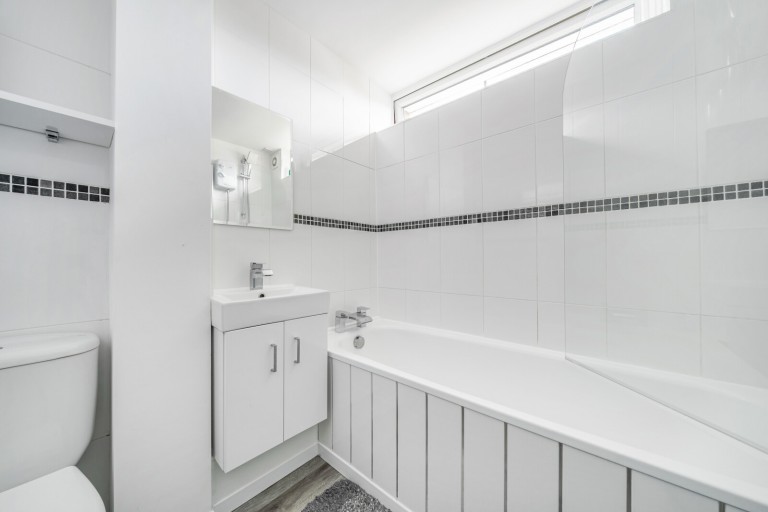 Images for Moorholme, Woking