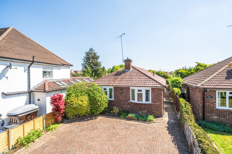 Click the photo for more details of Knaphill, Woking, Surrey