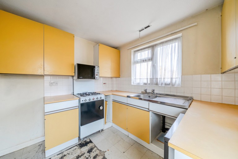 Images for Goldsworth Park, Woking