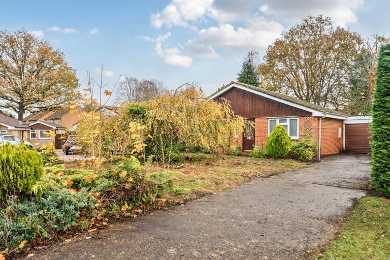 Images for Goldsworth Park, Woking