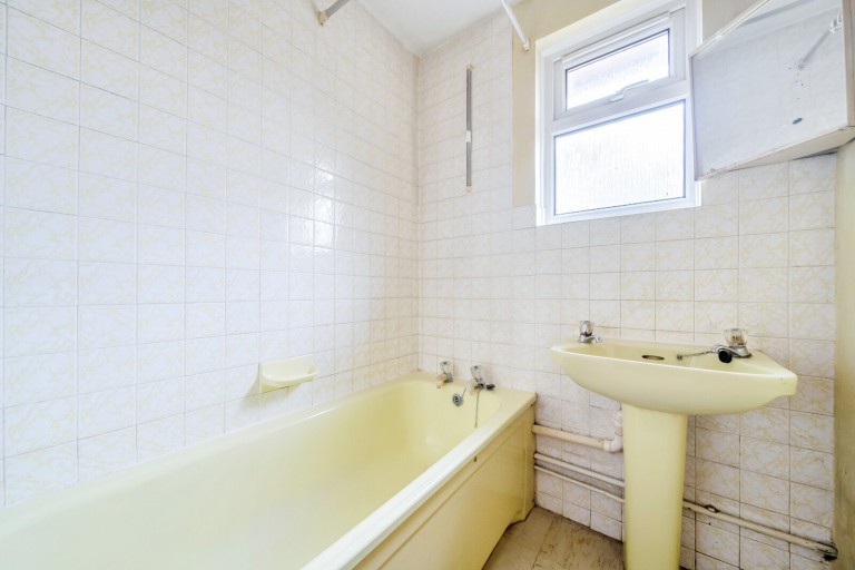 Images for Goldsworth Park, Woking