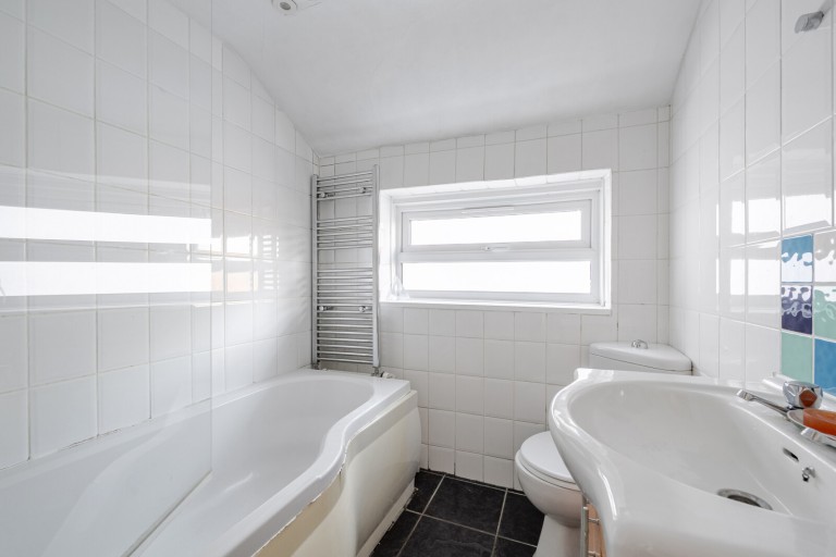 Images for Knaphill, Woking, Surrey