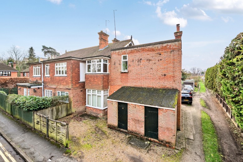 Click the photo for more details of Horsell, Woking, Surrey