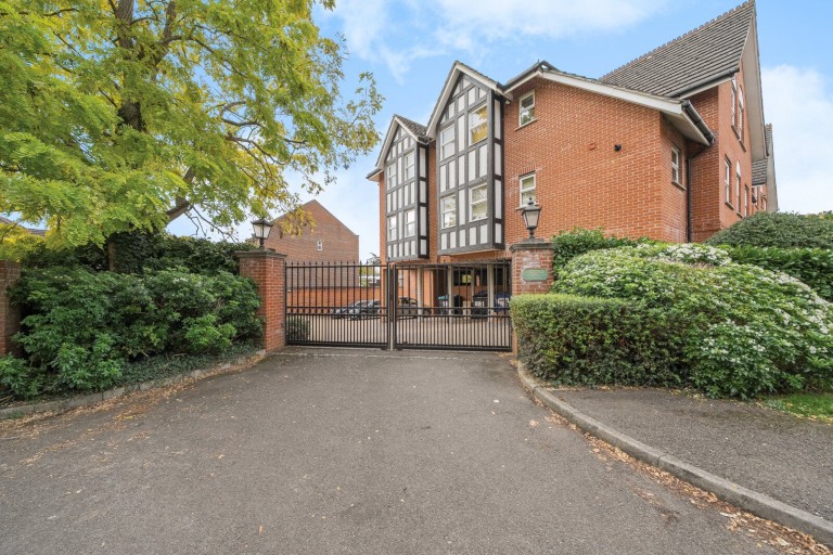 Images for Heathside Road, Woking, Surrey