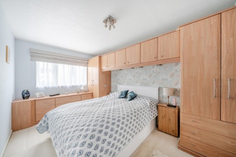 Click the photo for more details of St Johns, Woking, Surrey