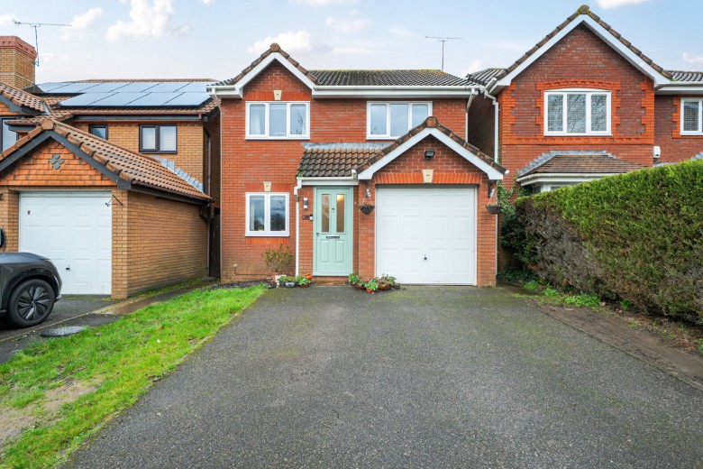 Click the photo for more details of Knaphill, Woking, Surrey