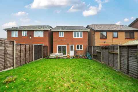 Click the photo for more details of Knaphill, Woking, Surrey