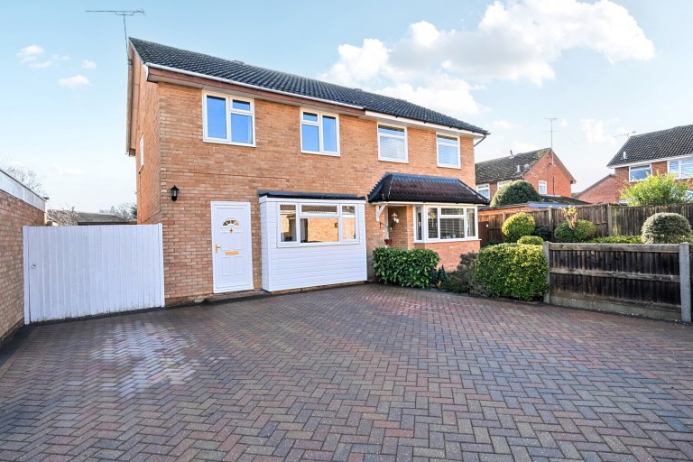 Images for Knightswood, Woking, Surrey