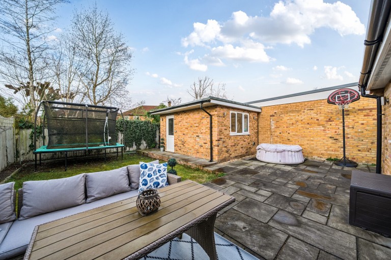 Images for West End, Woking