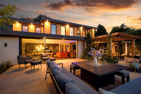 Click the photo for more details of Worplesdon, Guildford, Surrey