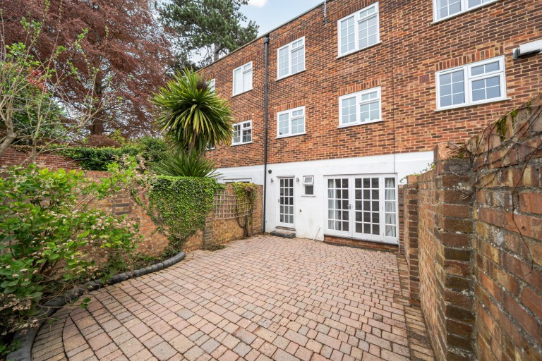 Images for White Rose Lane, Woking