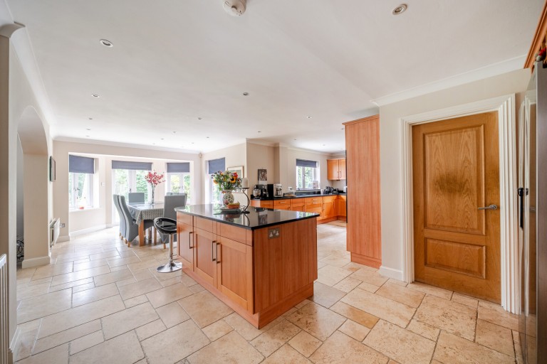 Images for Hale End, Hook Heath, Woking