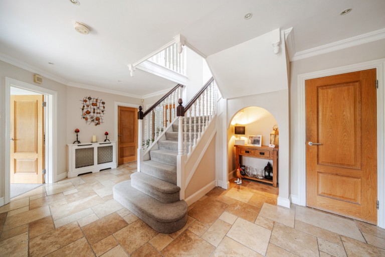 Images for Hale End, Hook Heath, Woking