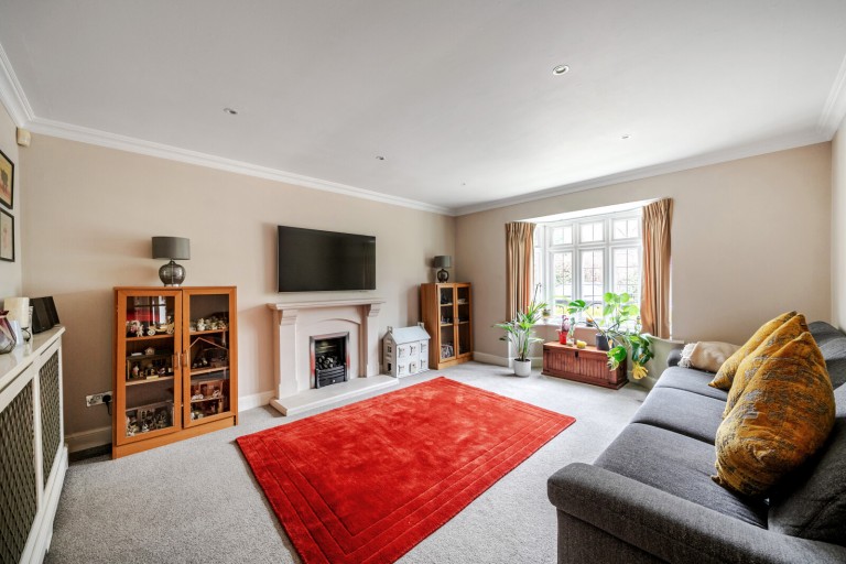 Images for Hale End, Hook Heath, Woking