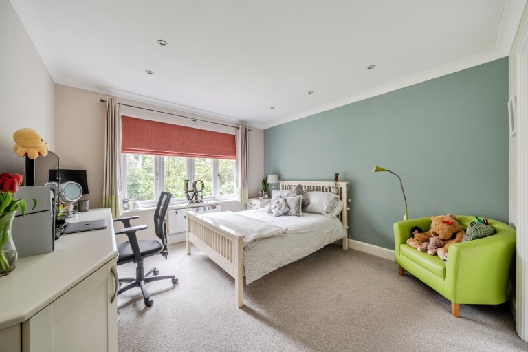 Images for Hale End, Hook Heath, Woking