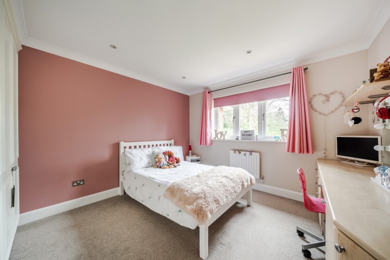 Images for Hale End, Hook Heath, Woking