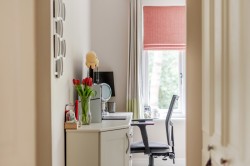 Images for Hale End, Hook Heath, Woking