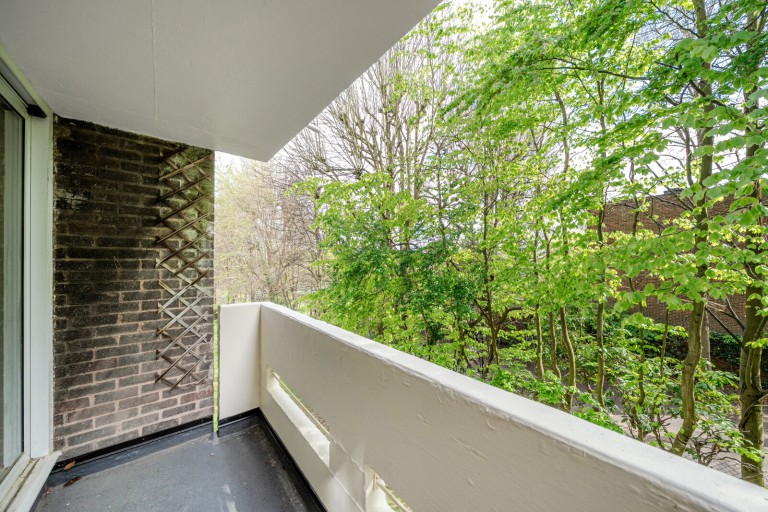 Images for Fairview Avenue, Woking