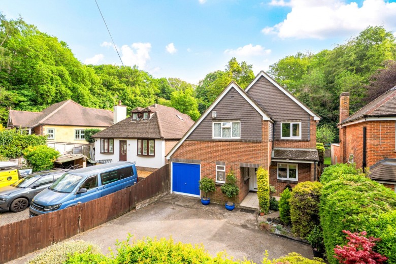 Click the photo for more details of Knaphill, Woking, Surrey