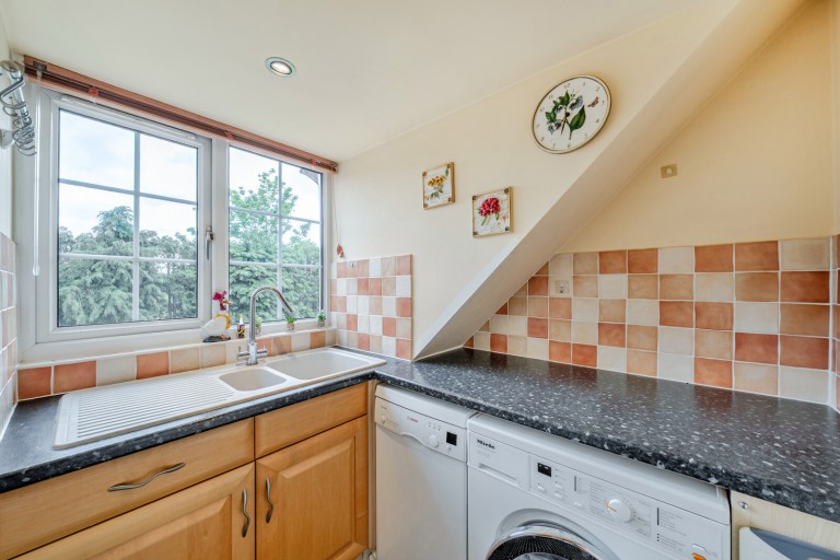 Images for Horsell, Woking, Surrey