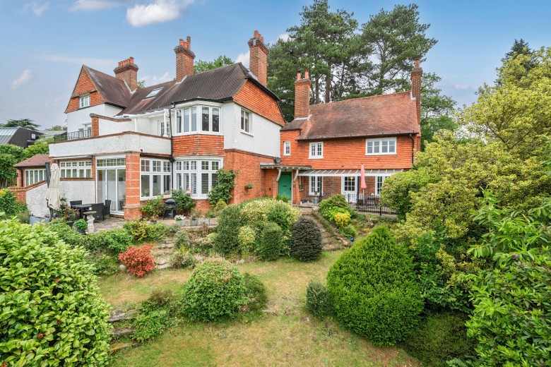 Click the photo for more details of Hook Hill Lane, Hook Heath, Surrey