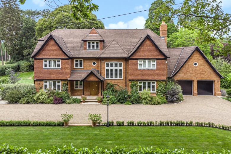 Click the photo for more details of Hook Heath Road, Woking, GU22