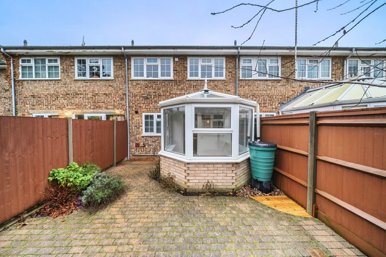 Images for Broomhall End, Woking, GU21